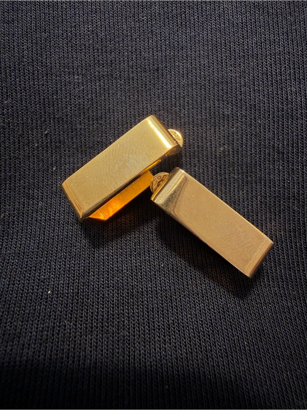 J- Hoops jewelry - good state and with the “old rich” vibe